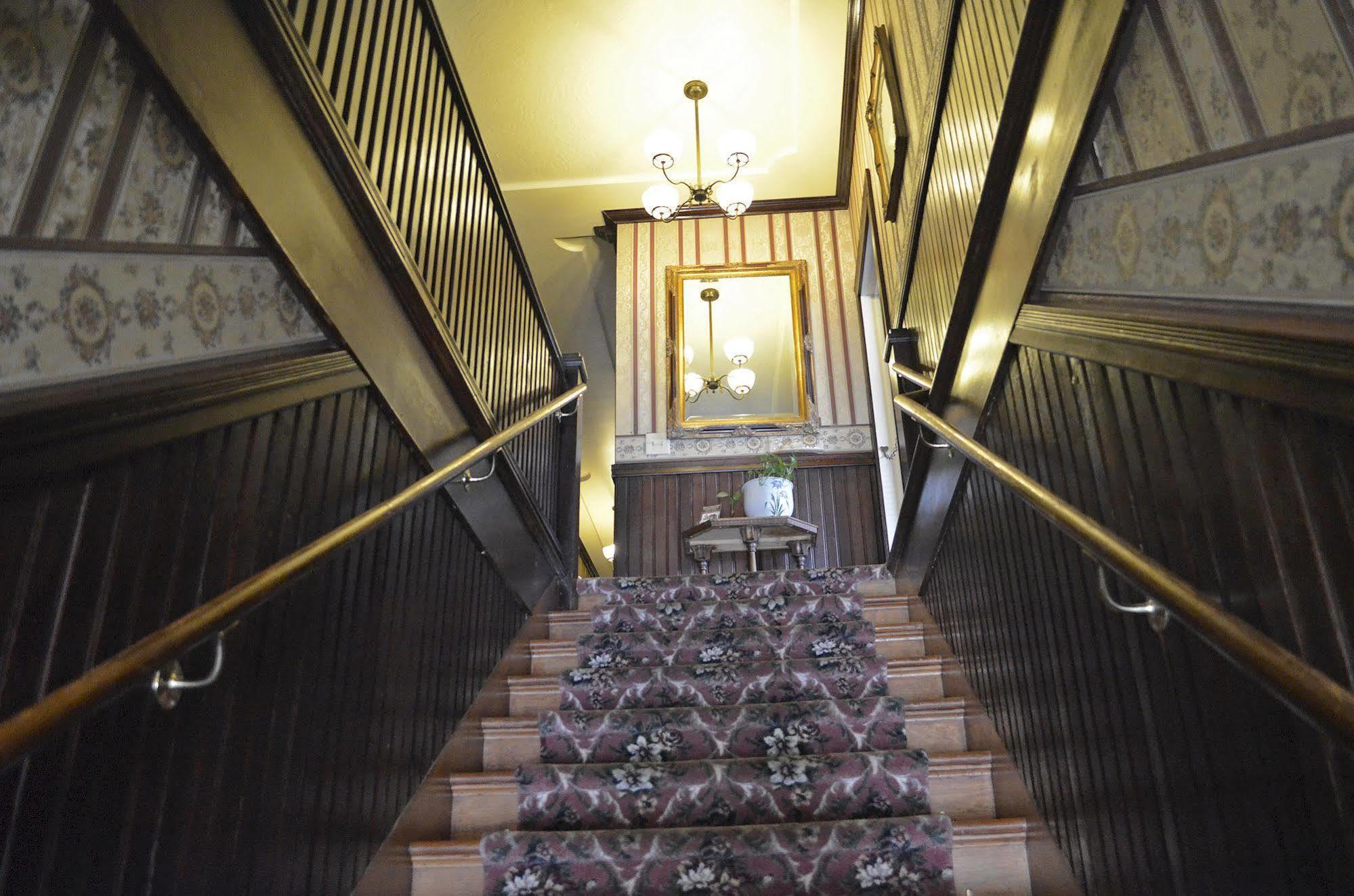 The National Hotel Jamestown Bagian luar foto